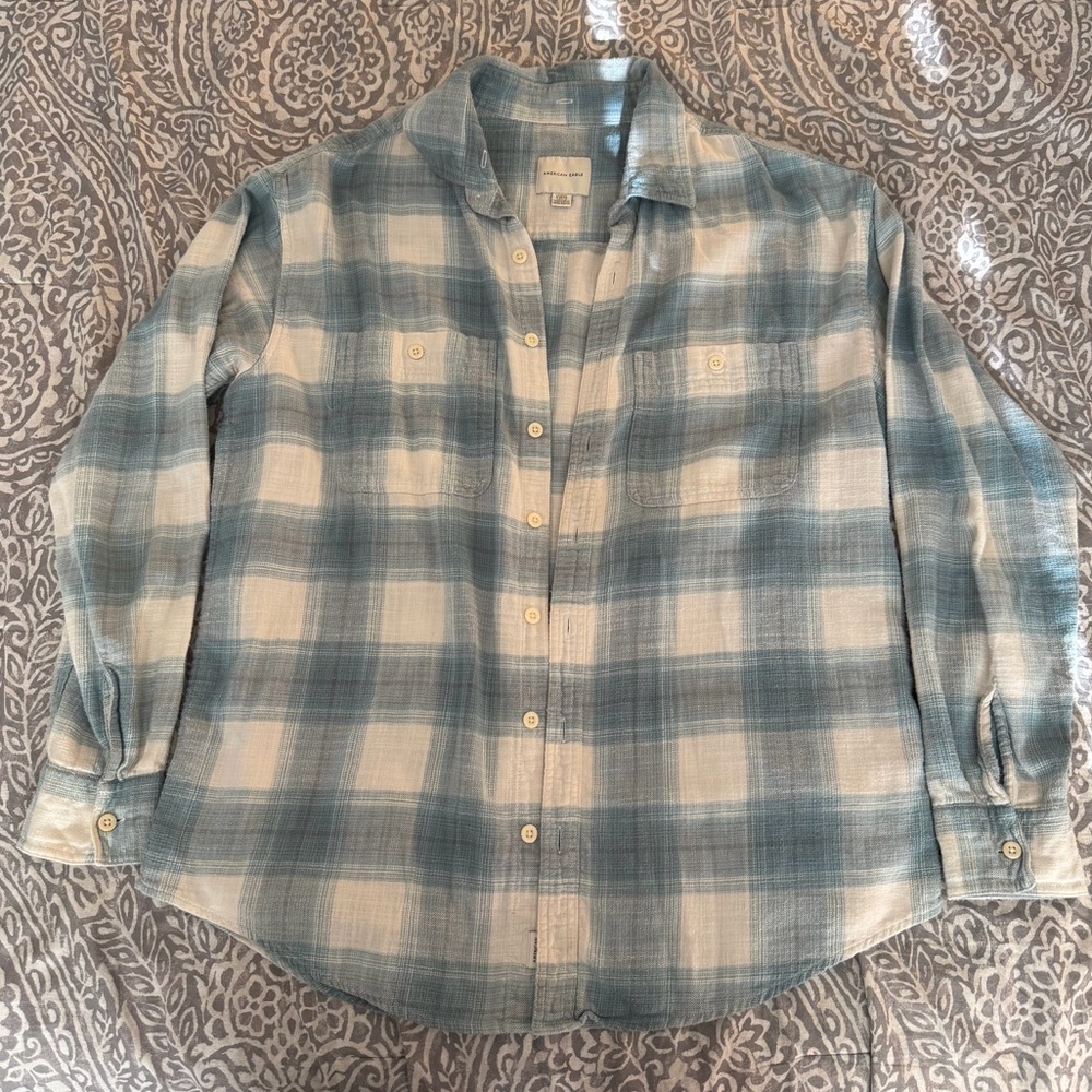 NWOT American Eagle Outfitters Teal and Cream Plaid Shirt